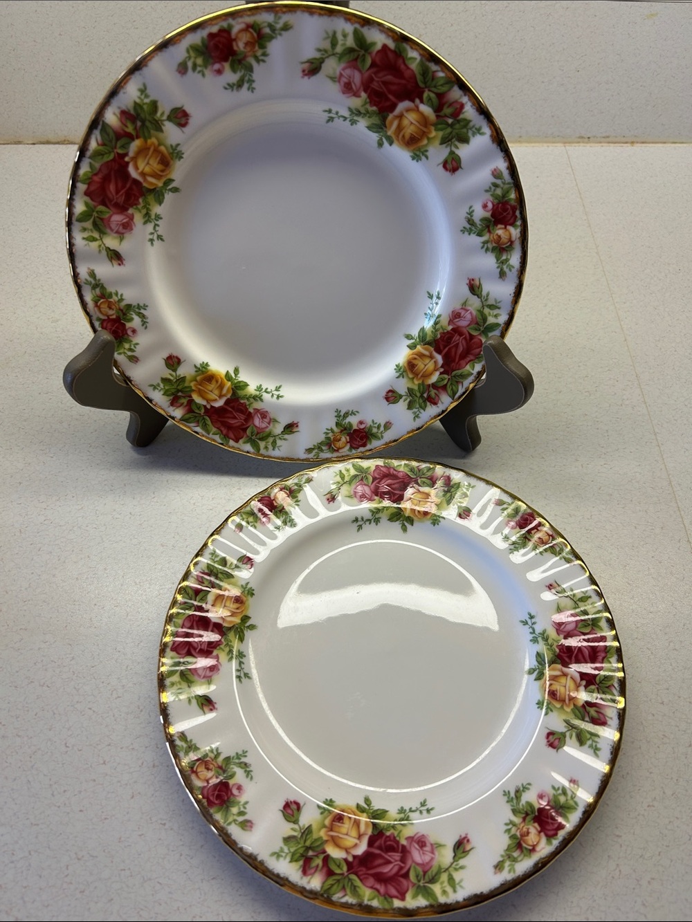 Old country roses set of 2 salad plates by Royal Albert